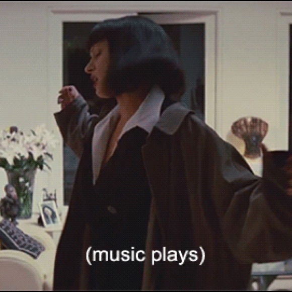 Meet your posher, Alison 🌻 - Picture 6 of 6